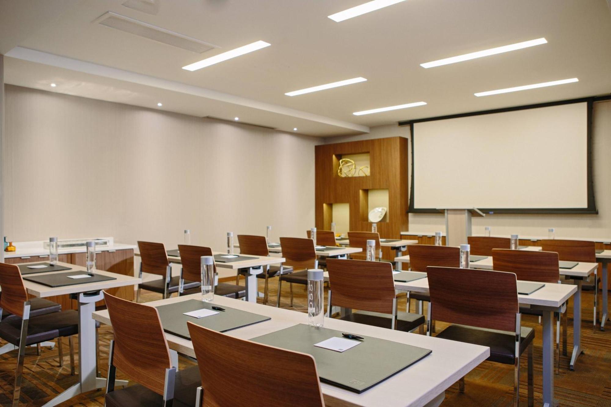 Ac Hotel Kansas City Plaza Zewnętrze zdjęcie