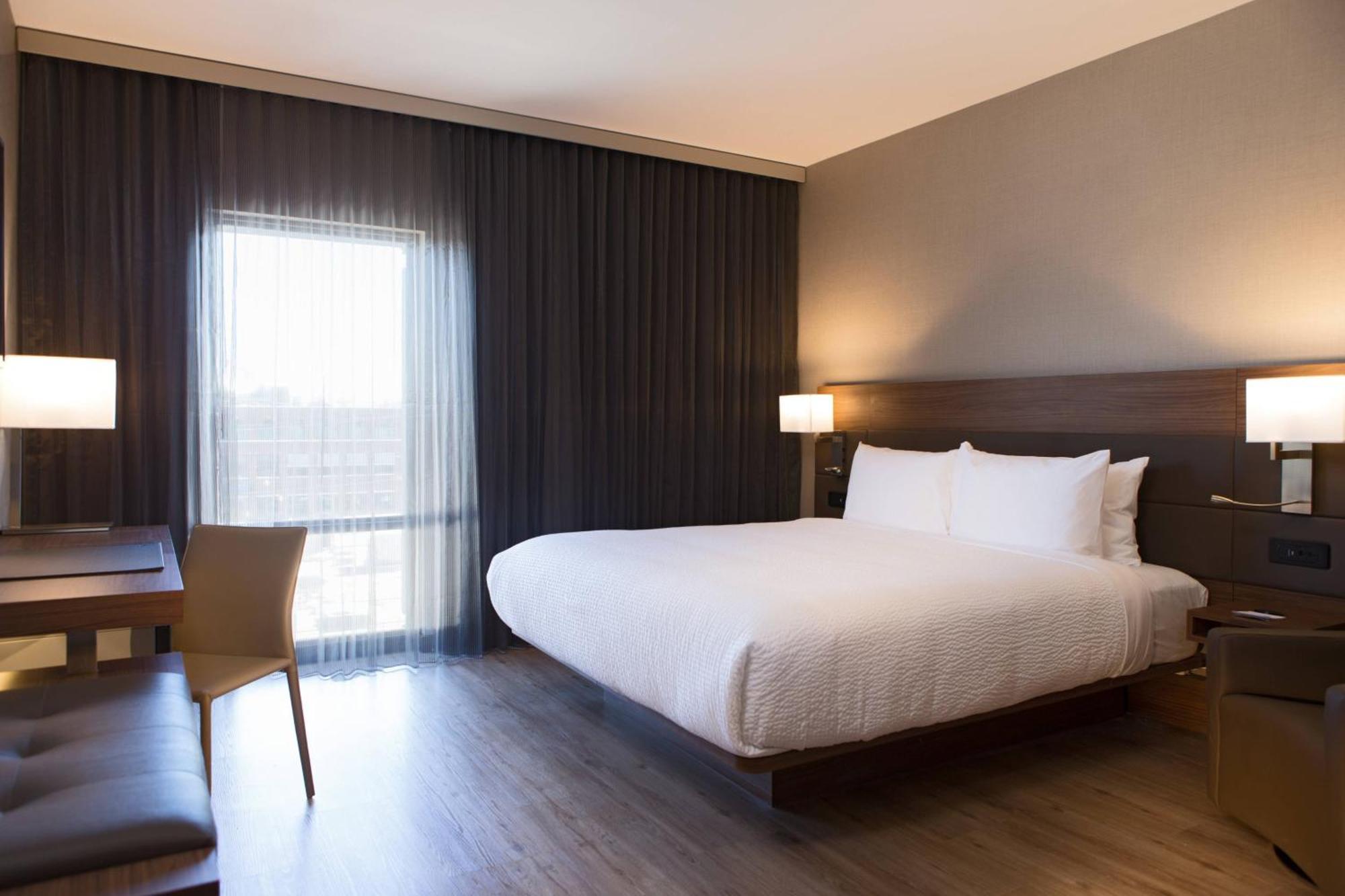 Ac Hotel Kansas City Plaza Zewnętrze zdjęcie